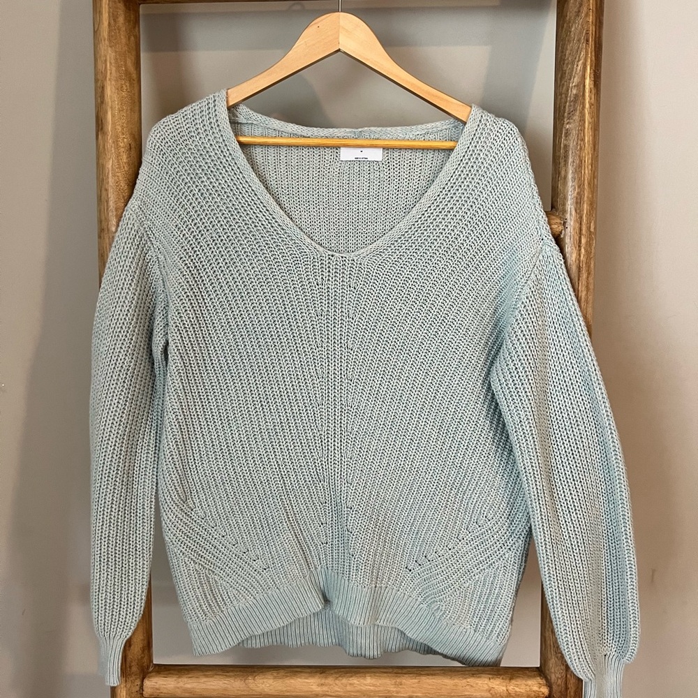 Old Navy Light Mint V-Neck Knit Sweater